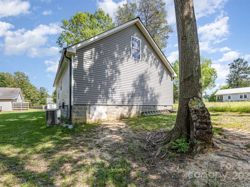 503 Apple Street, Gibsonville, NC 27249.  MLS# CAR4263070, YatesRealty ID 18064. 