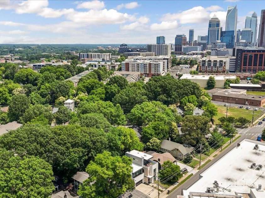 1620 Tryon Street, Charlotte, NC 28203.  MLS# CAR4264066, YatesRealty ID 18066. 