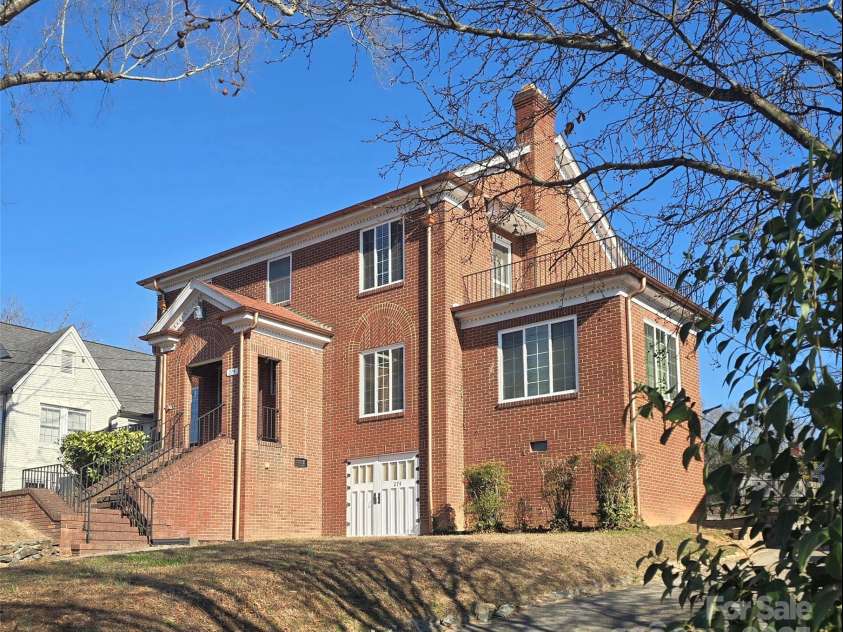 274 4th Street, Albemarle, NC 28001.  MLS# CAR4319819, YatesRealty ID 18066. 