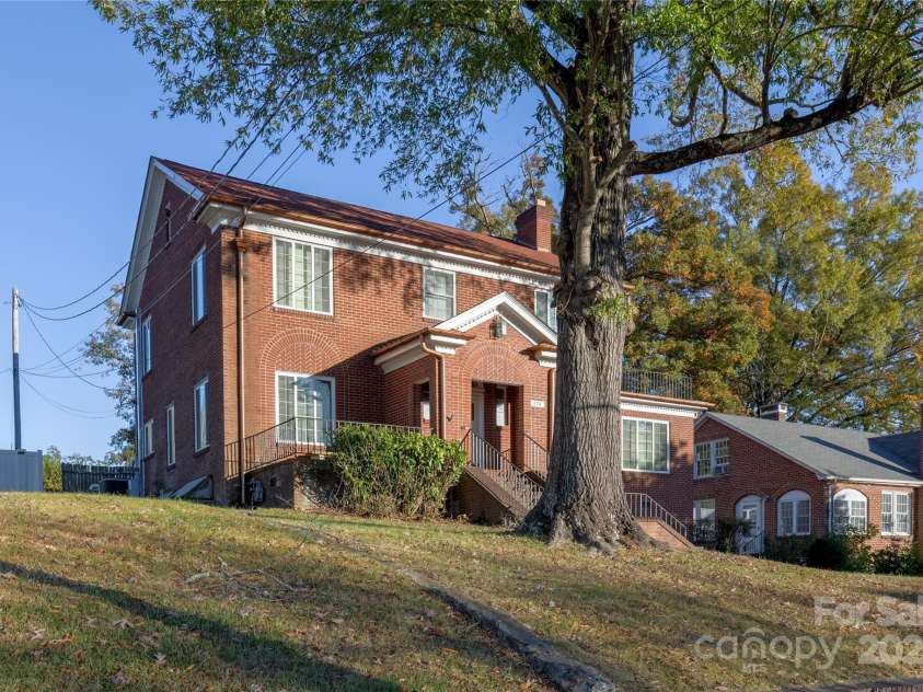274 4th Street, Albemarle, NC 28001.  MLS# CAR4319819, YatesRealty ID 18066. 
