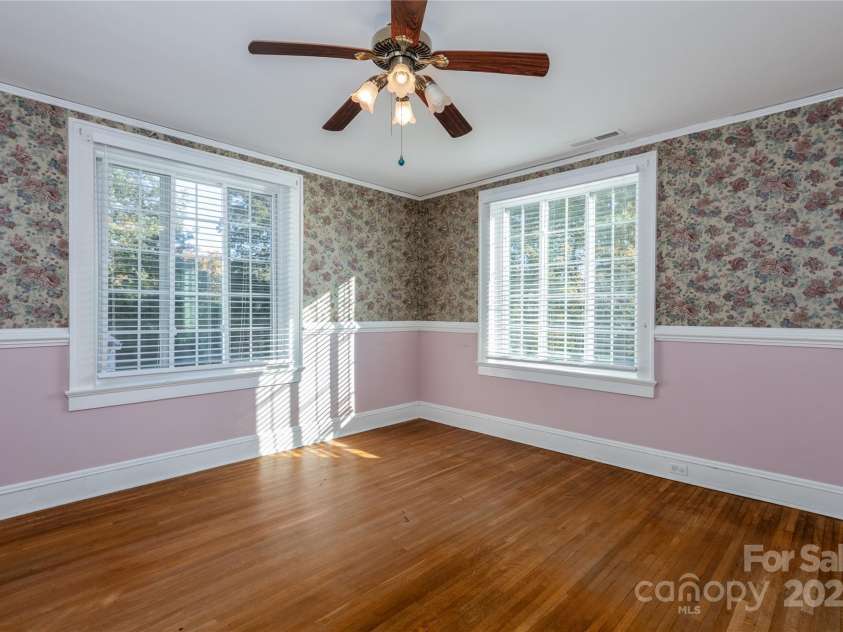274 4th Street, Albemarle, NC 28001.  MLS# CAR4319819, YatesRealty ID 18066. 