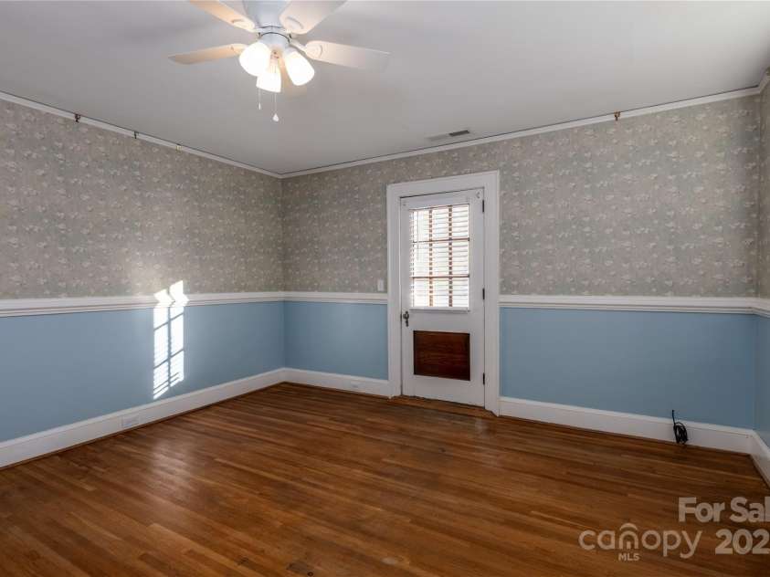 274 4th Street, Albemarle, NC 28001.  MLS# CAR4319819, YatesRealty ID 18066. 