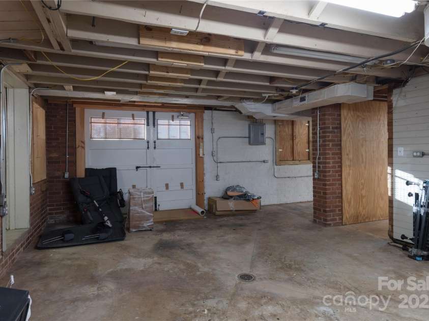 274 4th Street, Albemarle, NC 28001.  MLS# CAR4319819, YatesRealty ID 18066. 