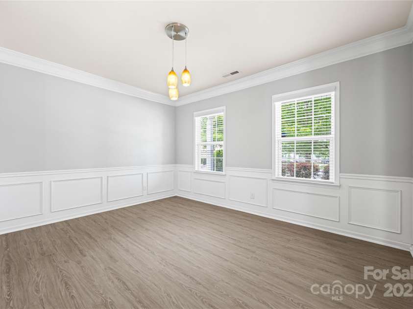 8400 Empress Court, Charlotte, NC 28227.  MLS# CAR4267354, YatesRealty ID 18068. 