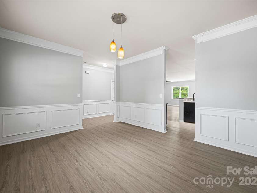 8400 Empress Court, Charlotte, NC 28227.  MLS# CAR4267354, YatesRealty ID 18068. 