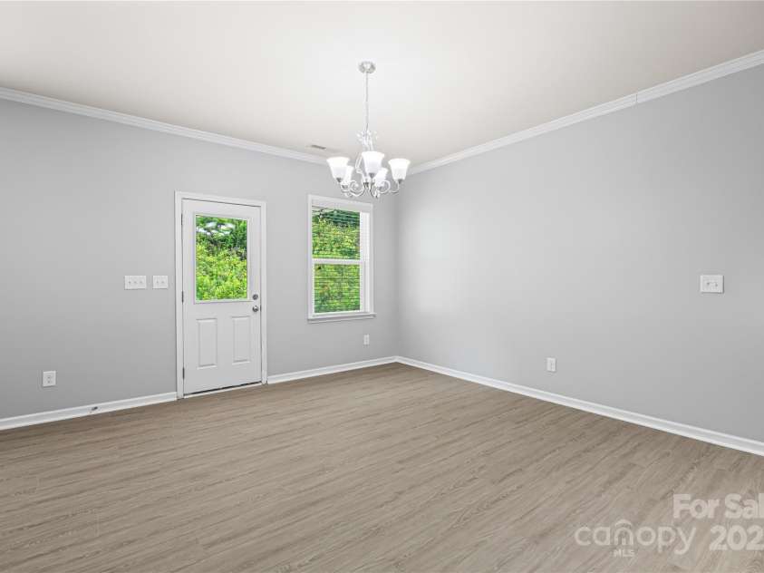 8400 Empress Court, Charlotte, NC 28227.  MLS# CAR4267354, YatesRealty ID 18068. 