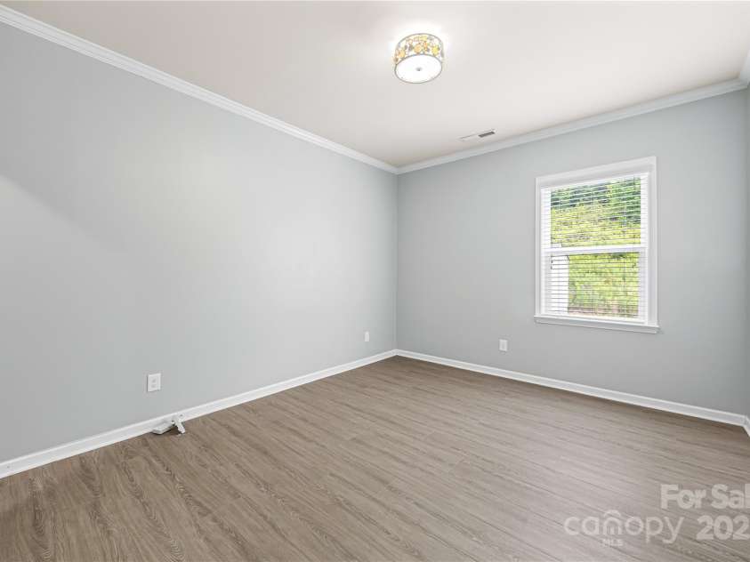 8400 Empress Court, Charlotte, NC 28227.  MLS# CAR4267354, YatesRealty ID 18068. 