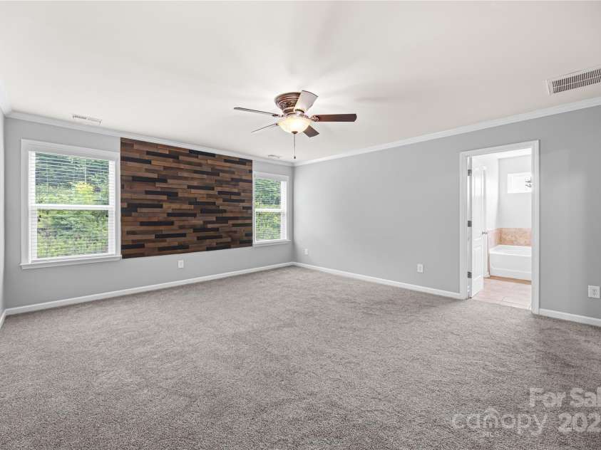 8400 Empress Court, Charlotte, NC 28227.  MLS# CAR4267354, YatesRealty ID 18068. 