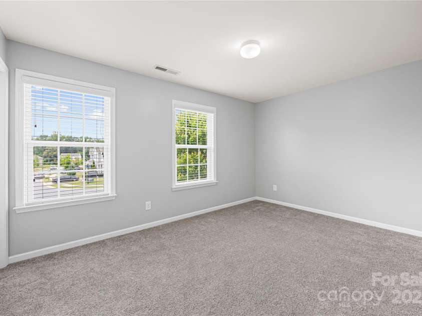 8400 Empress Court, Charlotte, NC 28227.  MLS# CAR4267354, YatesRealty ID 18068. 