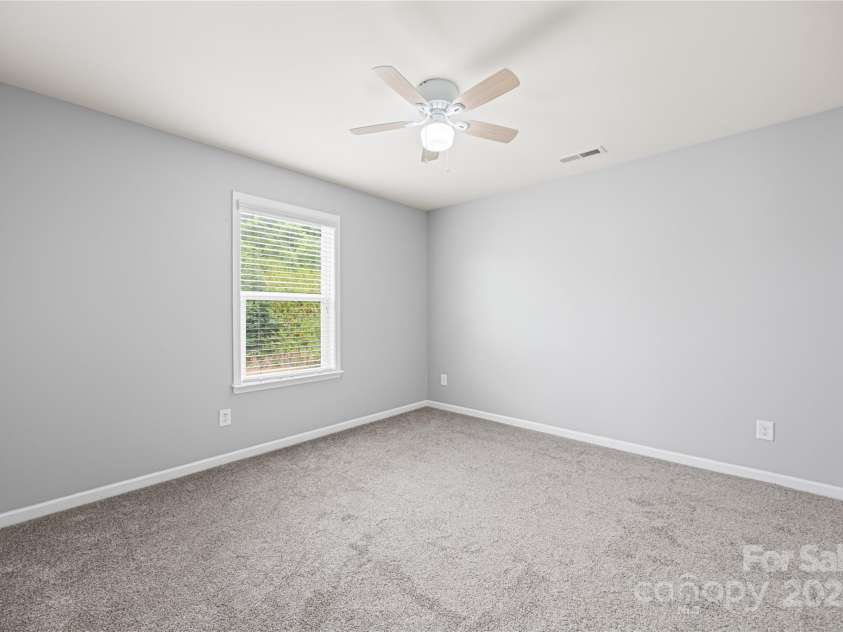 8400 Empress Court, Charlotte, NC 28227.  MLS# CAR4267354, YatesRealty ID 18068. 