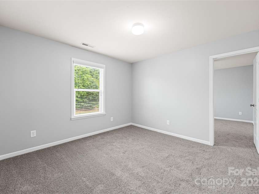 8400 Empress Court, Charlotte, NC 28227.  MLS# CAR4267354, YatesRealty ID 18068. 