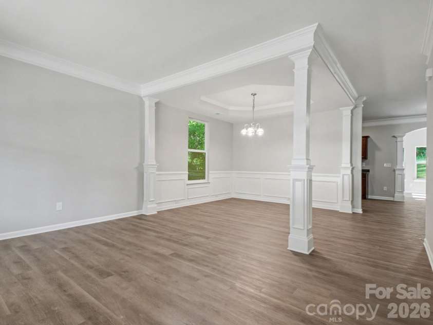 317 Rook Road, Charlotte, NC 28216.  MLS# CAR4373432, YatesRealty ID 18069. 