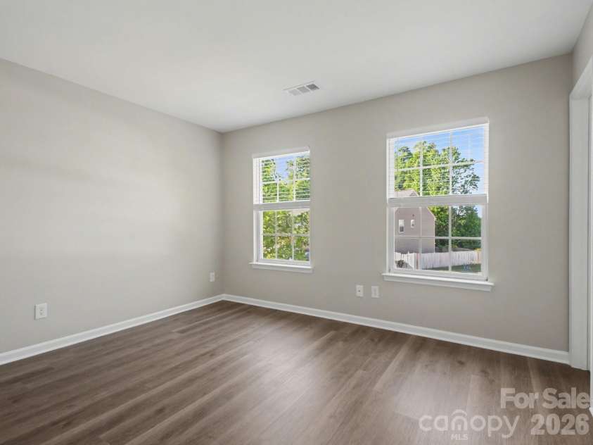 317 Rook Road, Charlotte, NC 28216.  MLS# CAR4373432, YatesRealty ID 18069. 