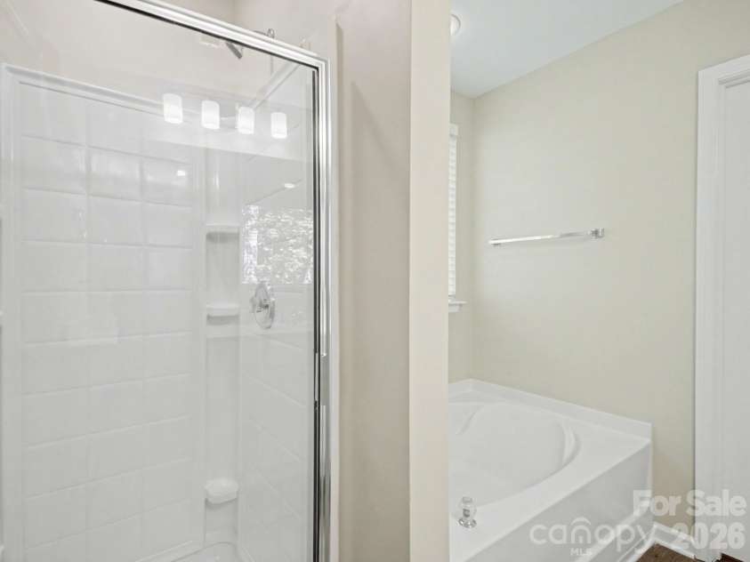317 Rook Road, Charlotte, NC 28216.  MLS# CAR4373432, YatesRealty ID 18069. 