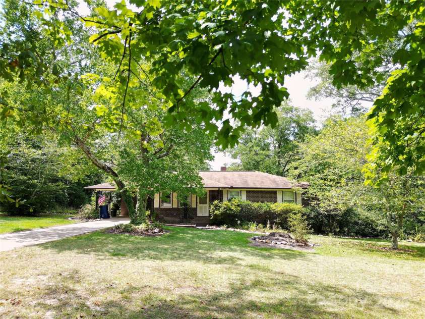 314 Moore Street, Morven, NC 28119.  MLS# CAR4285350, YatesRealty ID 1807. 