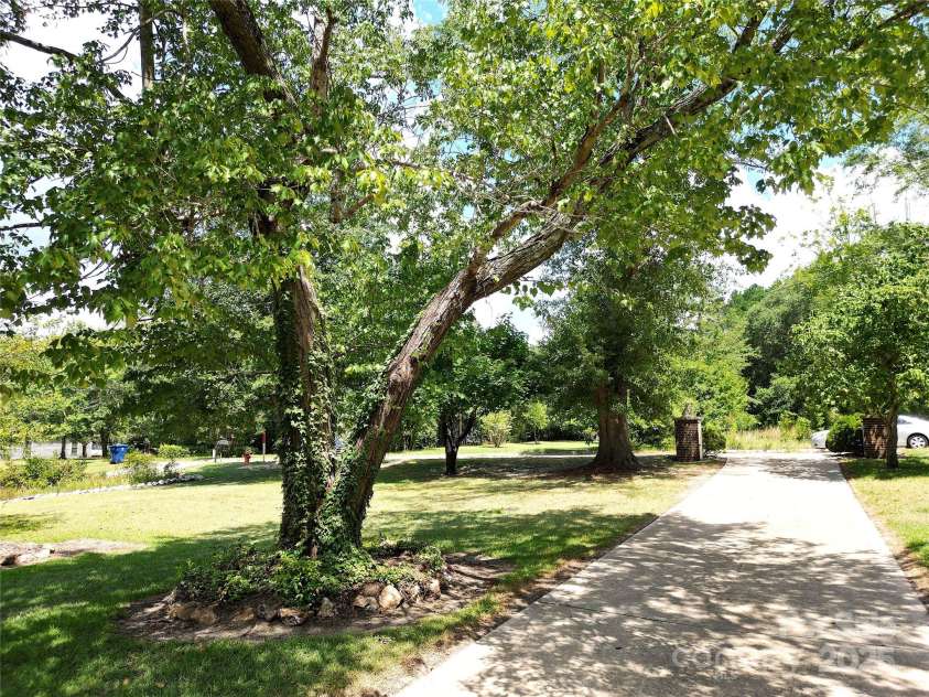 314 Moore Street, Morven, NC 28119.  MLS# CAR4285350, YatesRealty ID 1807. 