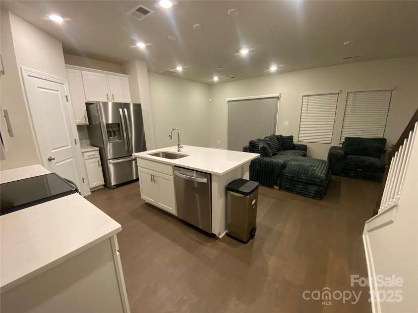 6110 Starview Terrace, Charlotte, NC 28216.  MLS# CAR4331130, YatesRealty ID 1807. 