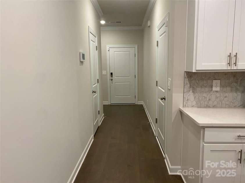 6110 Starview Terrace, Charlotte, NC 28216.  MLS# CAR4331130, YatesRealty ID 1807. 