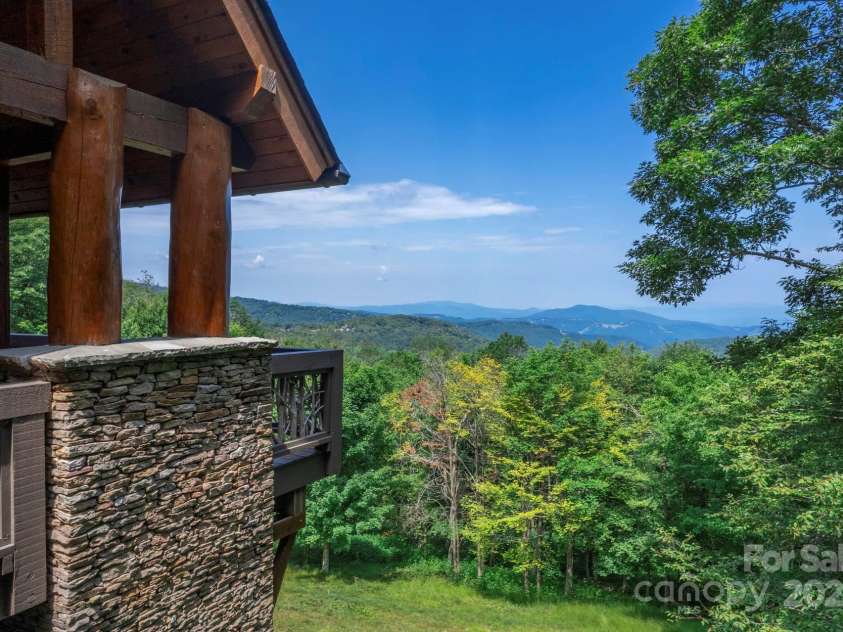 610 Rocky Parkway, Banner Elk, NC 28604.  MLS# CAR4266587, YatesRealty ID 18070. 