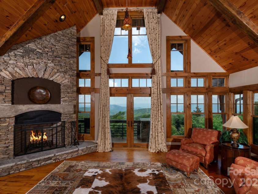 610 Rocky Parkway, Banner Elk, NC 28604.  MLS# CAR4266587, YatesRealty ID 18070. 