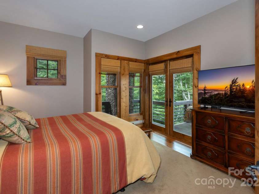 610 Rocky Parkway, Banner Elk, NC 28604.  MLS# CAR4266587, YatesRealty ID 18070. Bedroom Basement