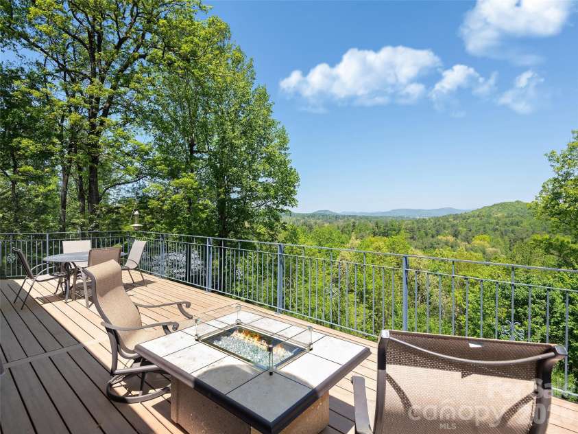 126 Stonebridge Drive, Hendersonville, NC 28739.  MLS# CAR4374699, YatesRealty ID 18072. Gas Fire Table
