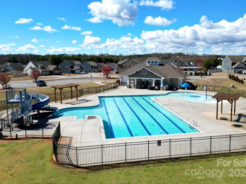 7348 Adirondack Drive, Denver, NC 28037.  MLS# CAR4232291, YatesRealty ID 18073. Neighborhood Amenities