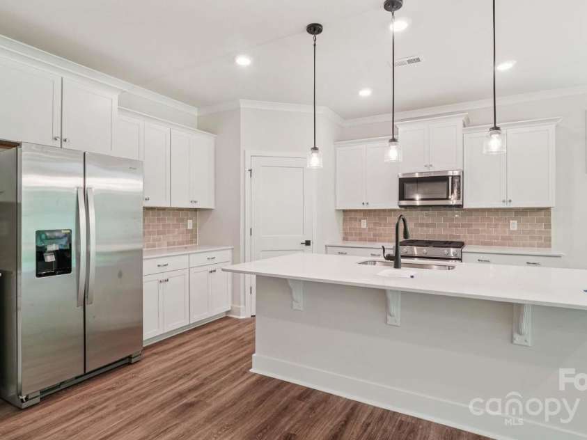 2070 Skyhawk Drive, York, SC 29745.  MLS# CAR4266830, YatesRealty ID 18074. 