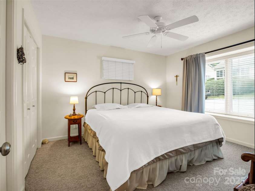 11 Wedge Court, Hendersonville, NC 28739.  MLS# CAR4260142, YatesRealty ID 18075. 2nd Bedroom on Main