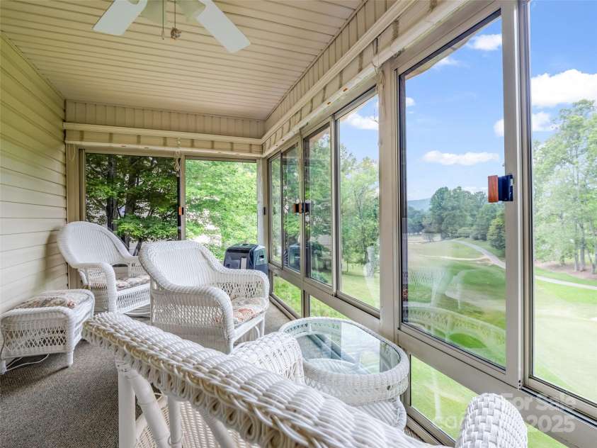 11 Wedge Court, Hendersonville, NC 28739.  MLS# CAR4260142, YatesRealty ID 18075. Perfect place to enjoy a cup of coffee!