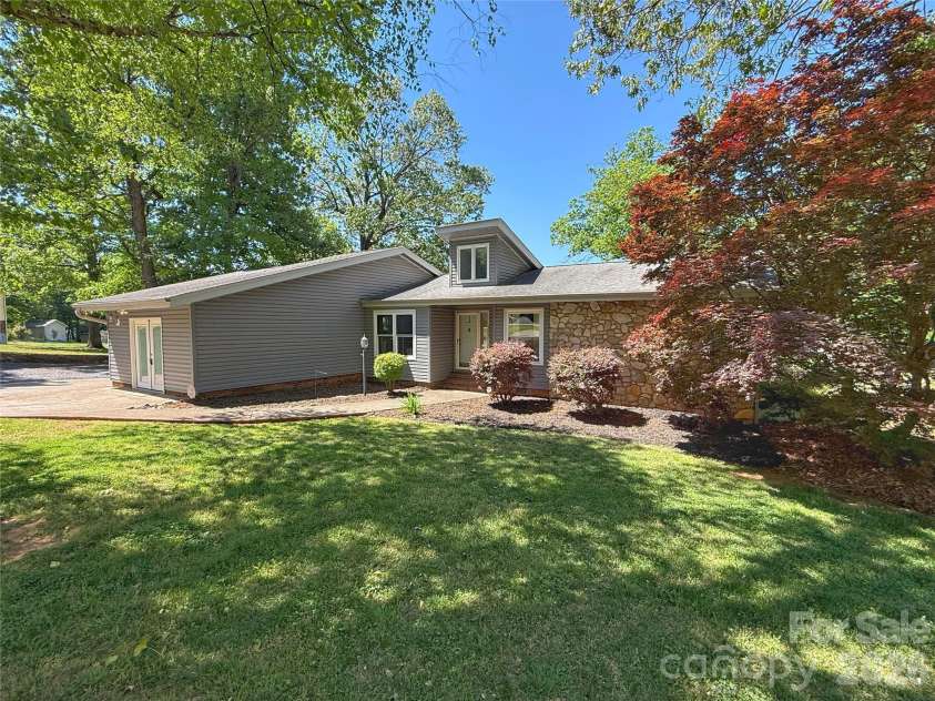 3005 Irish Street, Newton, NC 28658.  MLS# CAR4358453, YatesRealty ID 18075. 