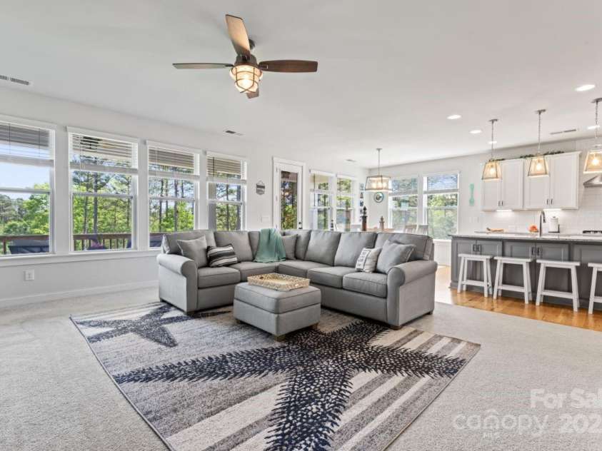 1274 Fishing Creek Road, Clover, SC 29710.  MLS# CAR4240716, YatesRealty ID 18076. Open living area