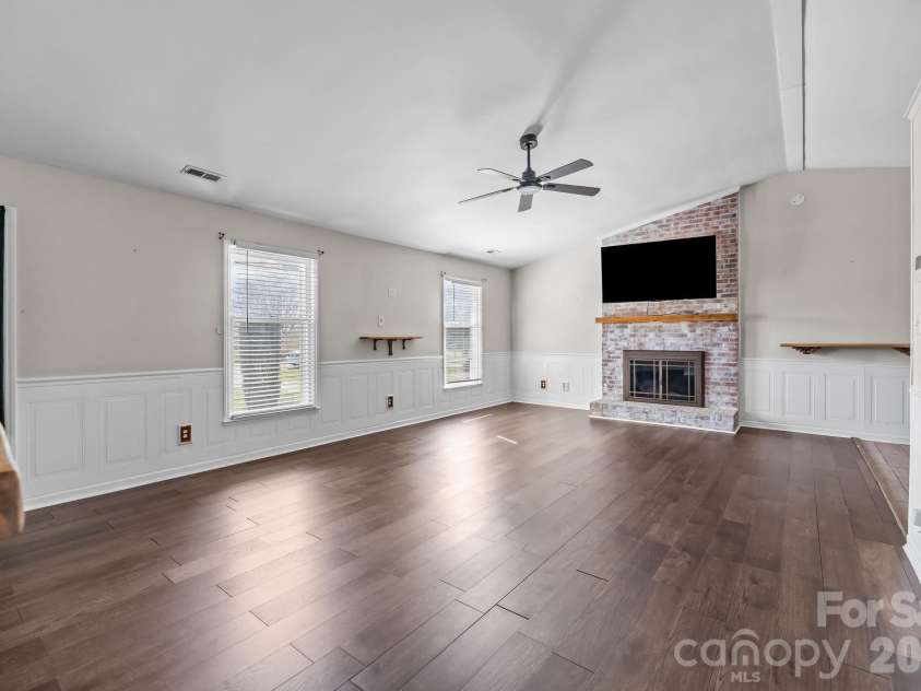 3545 Heather Lane, Gastonia, NC 28056.  MLS# CAR4353984, YatesRealty ID 18076. 