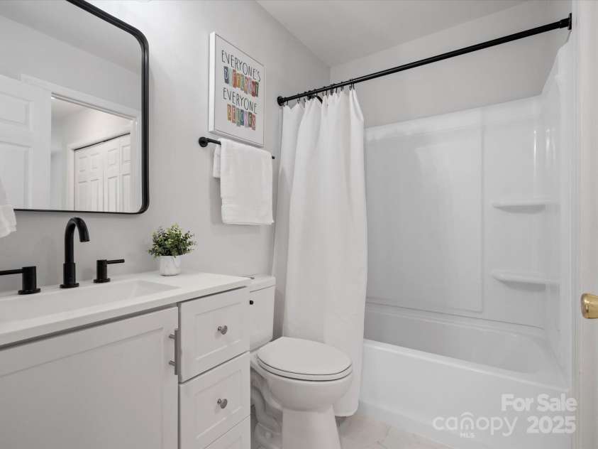 1231 Maple Shade Lane, Charlotte, NC 28270.  MLS# CAR4267054, YatesRealty ID 18078. 