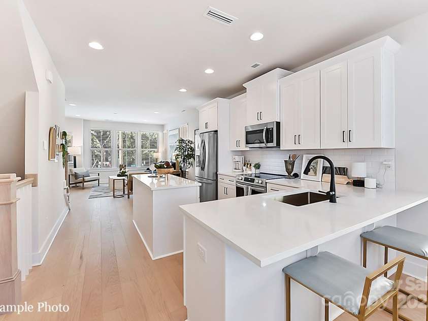2035 Belmont Terraces Lane, Charlotte, NC 28205.  MLS# CAR4190756, YatesRealty ID 18079. 