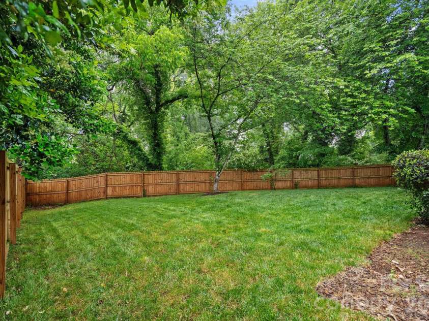 806 Water Wheel Court, Charlotte, NC 28209.  MLS# CAR4373995, YatesRealty ID 18079. 