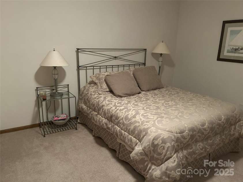 1220 20th Avenue Avenue, Hickory, NC 28601.  MLS# CAR4227872, YatesRealty ID 1808. Bonus Room