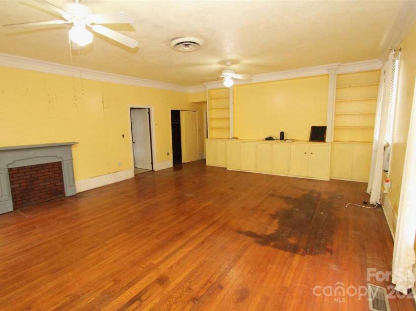 206 Rose Terrace, Wadesboro, NC 28170.  MLS# CAR4259702, YatesRealty ID 1808. 