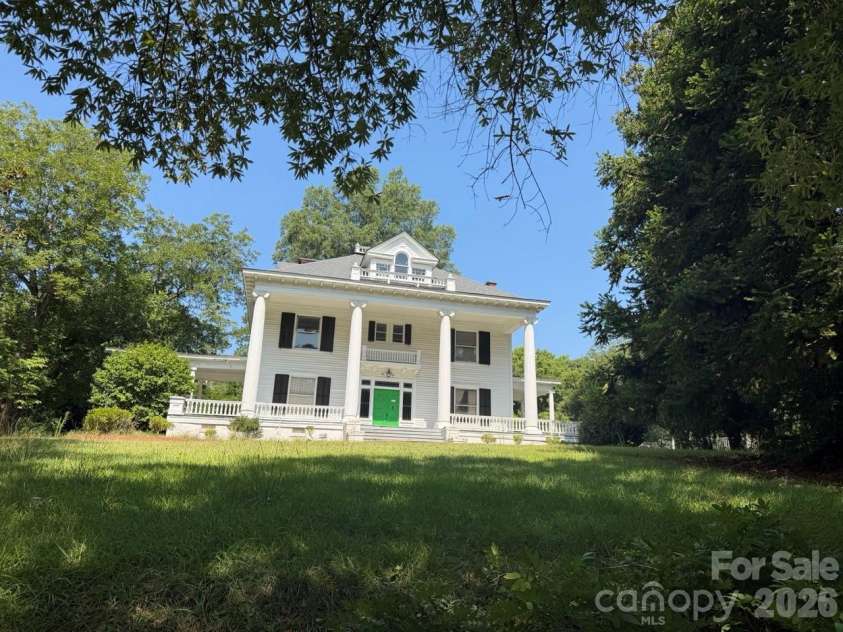 206 Rose Terrace, Wadesboro, NC 28170.  MLS# CAR4413278, YatesRealty ID 1808. 