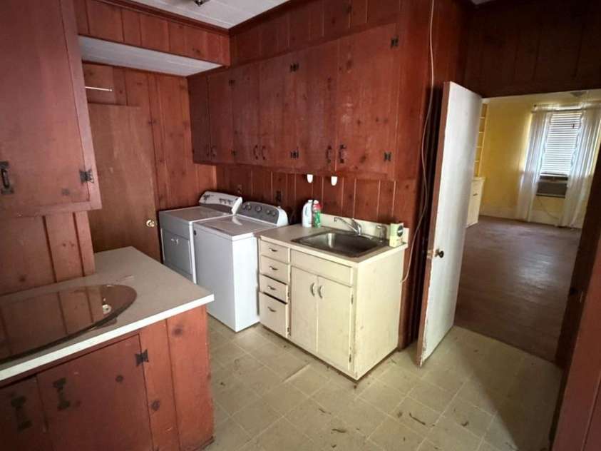 206 Rose Terrace, Wadesboro, NC 28170.  MLS# CAR4413278, YatesRealty ID 1808. 