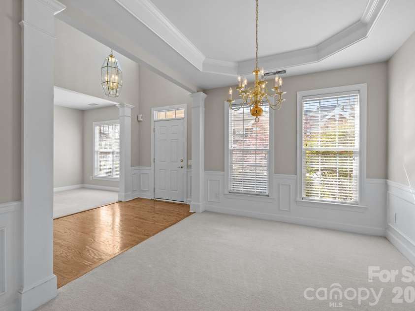 412 Eberle Way, Matthews, NC 28105.  MLS# CAR4363887, YatesRealty ID 18080. 