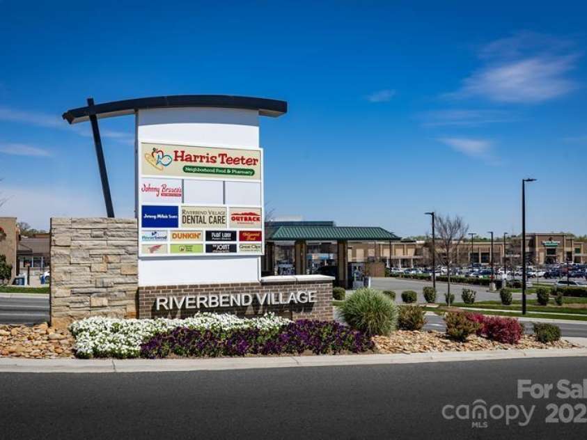 5220 McCallum Meadows Drive, Charlotte, NC 28216.  MLS# CAR4252096, YatesRealty ID 18081. Area Photo - Area Photo - Location, Location, Location! - Less than 5 miles away you can grab a bite to eat, pick up groceries and more at Riverbend Village.
