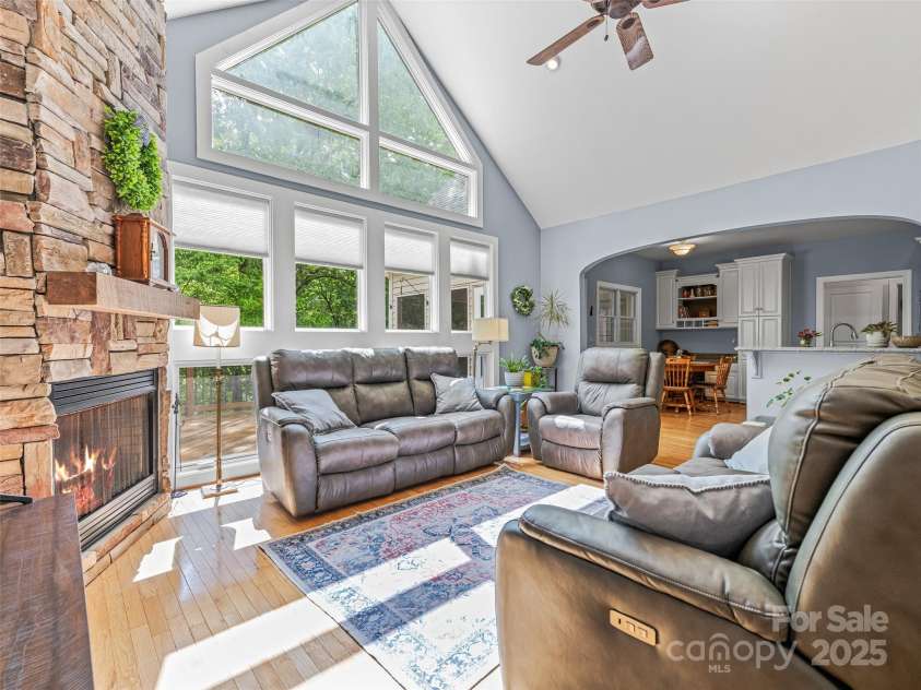 138 Bridlewood Trail, Mills River, NC 28759.  MLS# CAR4258738, YatesRealty ID 18082. 