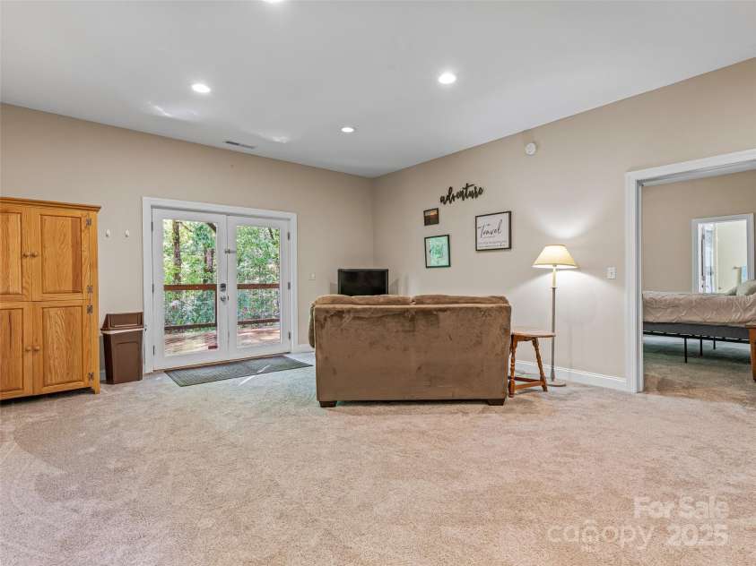 138 Bridlewood Trail, Mills River, NC 28759.  MLS# CAR4258738, YatesRealty ID 18082. 