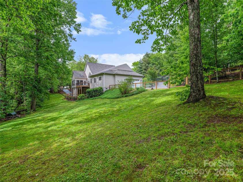 138 Bridlewood Trail, Mills River, NC 28759.  MLS# CAR4258738, YatesRealty ID 18082. 