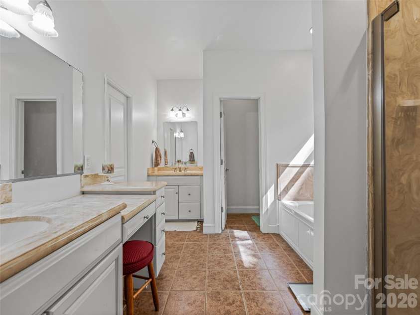 138 Bridlewood Trail, Mills River, NC 28759.  MLS# CAR4258738, YatesRealty ID 18082. 