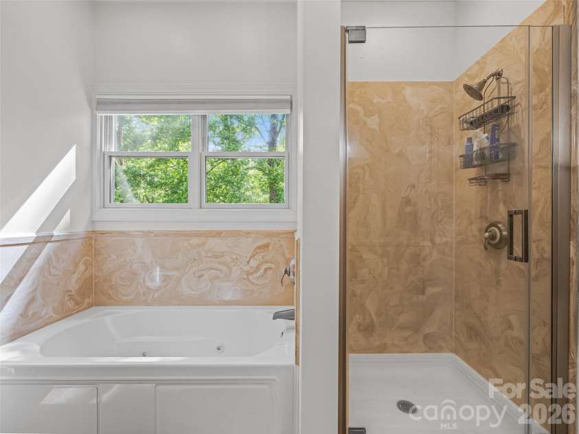 138 Bridlewood Trail, Mills River, NC 28759.  MLS# CAR4258738, YatesRealty ID 18082. 