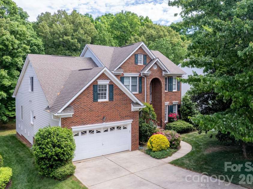 8908 Leinster Drive, Charlotte, NC 28277.  MLS# CAR4371999, YatesRealty ID 18084. 