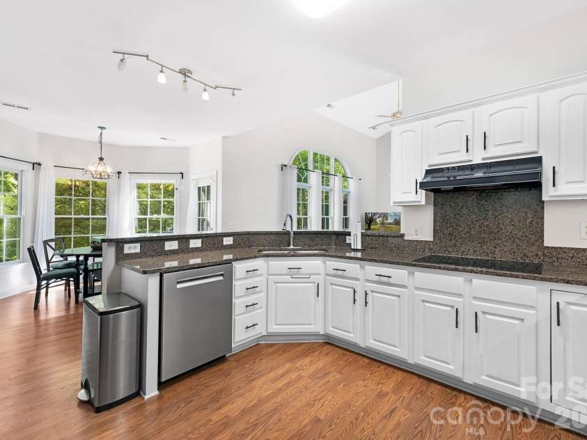 8908 Leinster Drive, Charlotte, NC 28277.  MLS# CAR4371999, YatesRealty ID 18084. 
