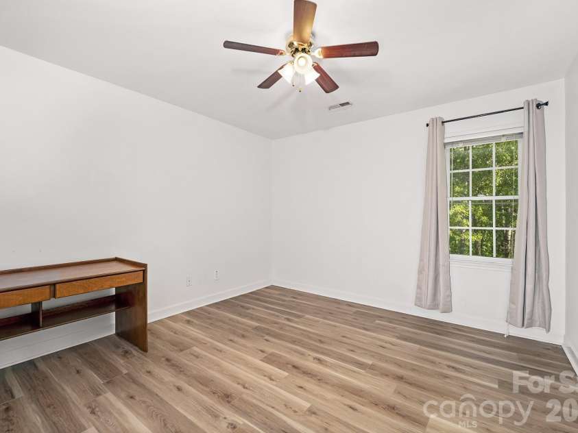 8908 Leinster Drive, Charlotte, NC 28277.  MLS# CAR4371999, YatesRealty ID 18084. 